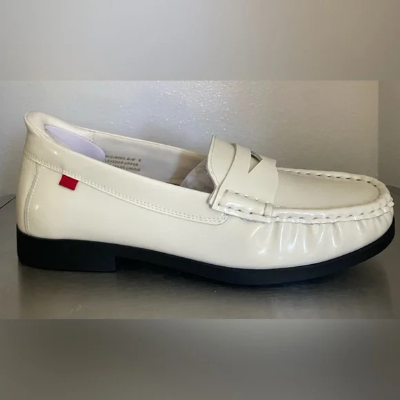NWT...MARC JOSEPH..WOMENS PATENT LEATHER LOAFERS - Picture 8 of 12